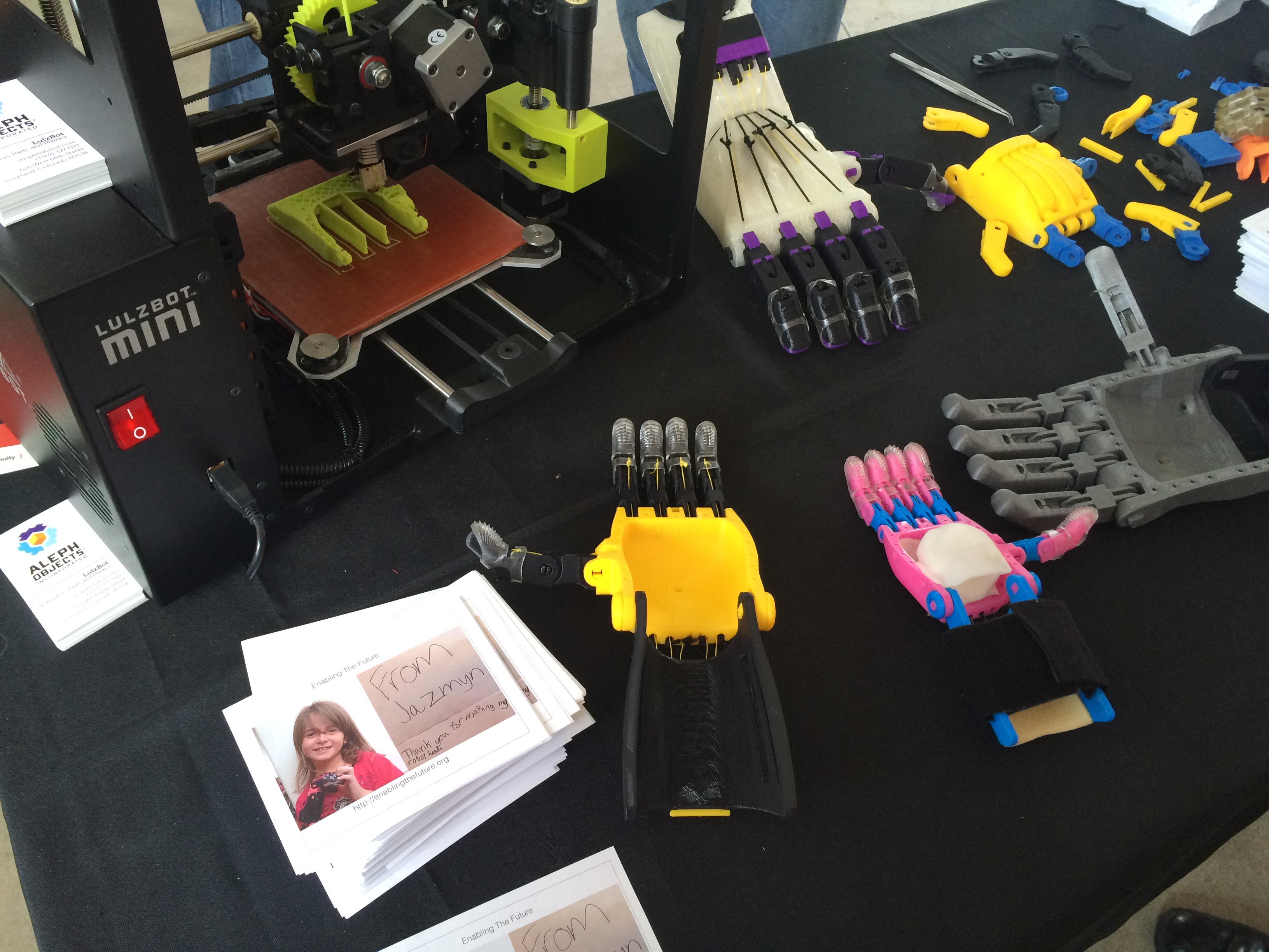 3D printer making prosthetic hands